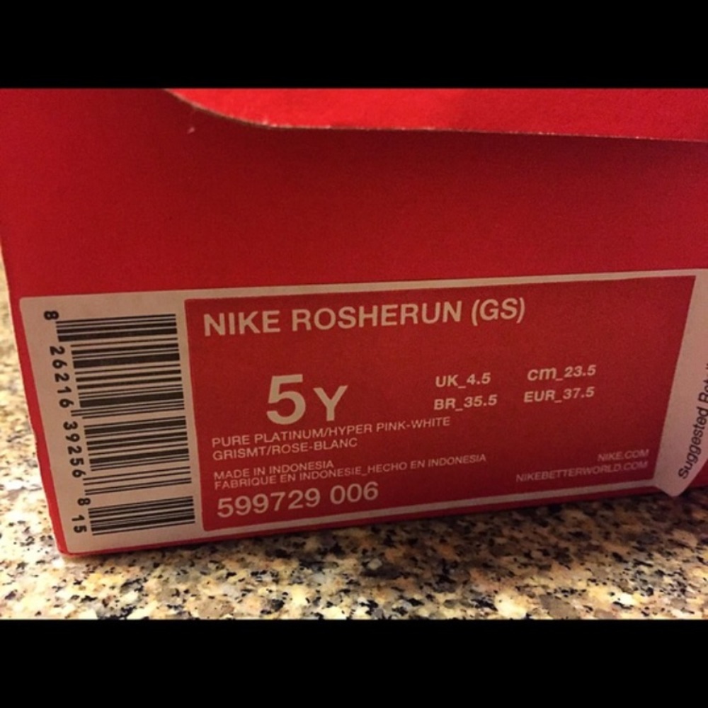 Nike Roshe's - Picture 3 of 4