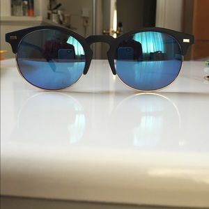 Urban Outfitters blue mirrored sunglasses