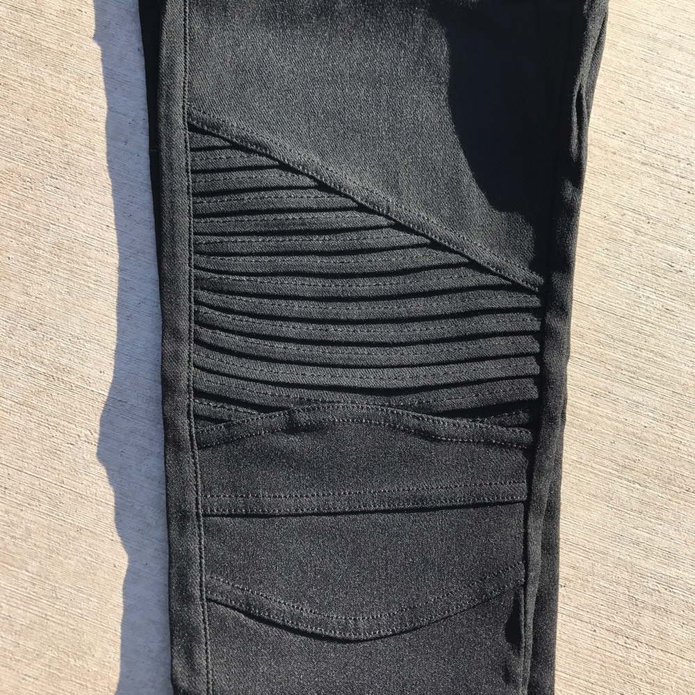Moto Jeggings - Picture 4 of 8