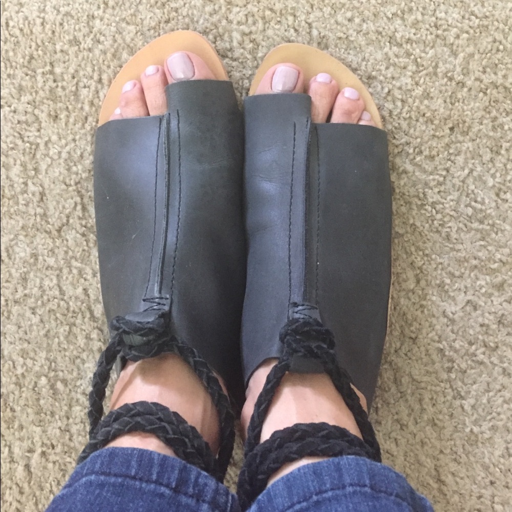 Free people blue sandals. Size 8 (38)