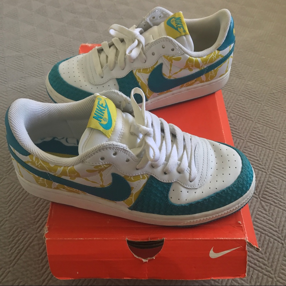 Nike Legend (2007)