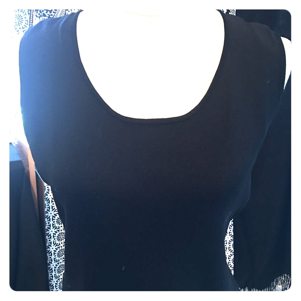 Chico's Black Sleeveless Top