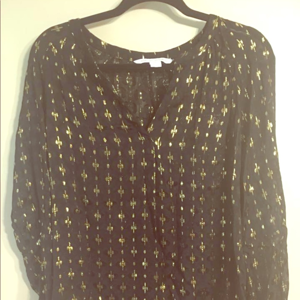 Diane von Furstenberg metallic embellished top!