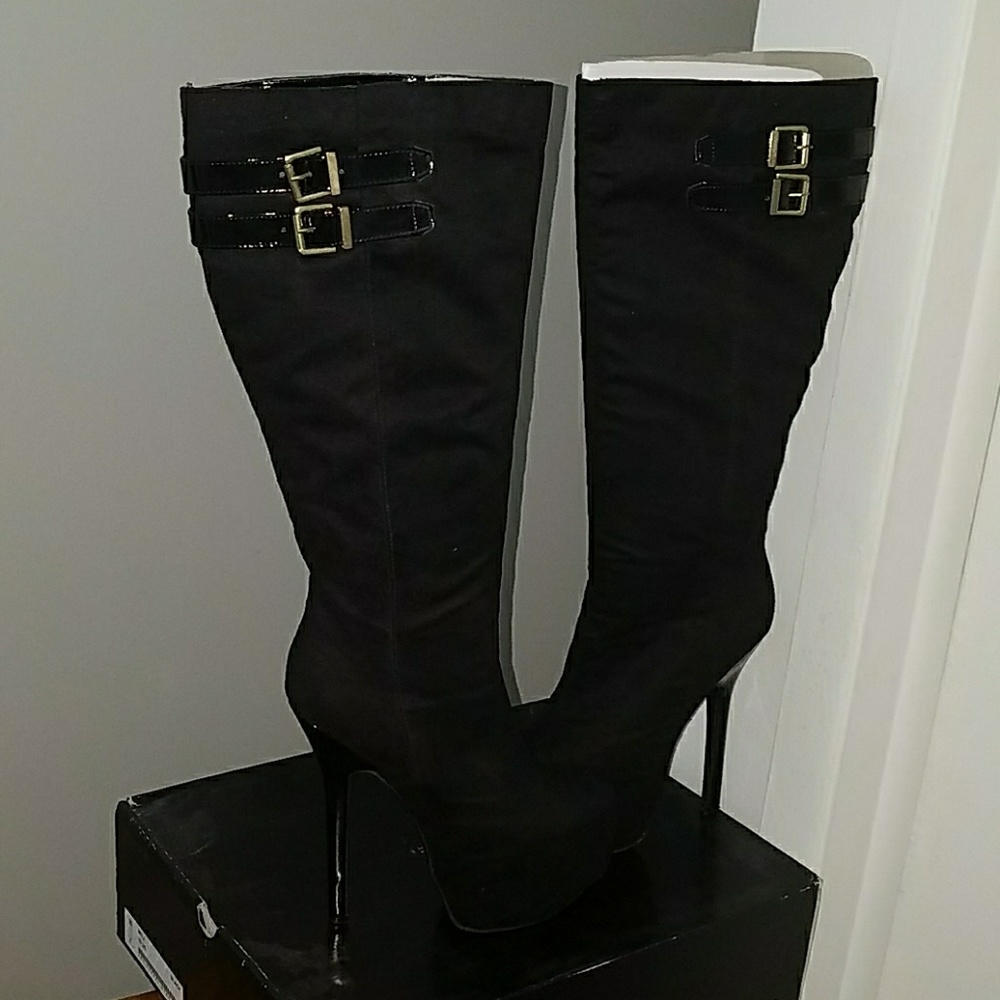 Black Suede Boots (MELI)