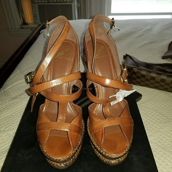 Pumps - Picture 5 of 5