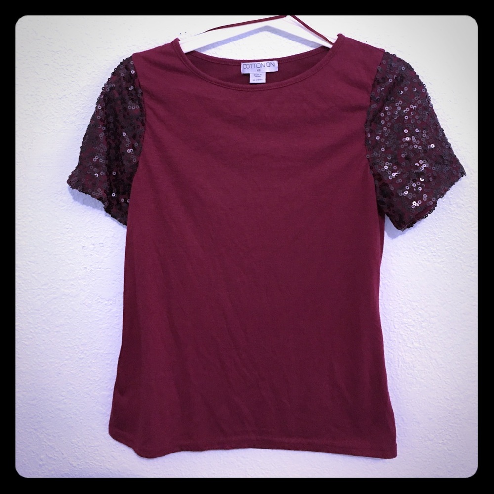 Burgundy Glitter night top