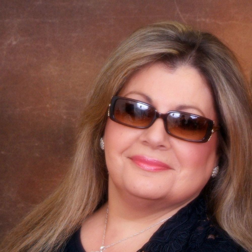Meet your Posher, Sabrina