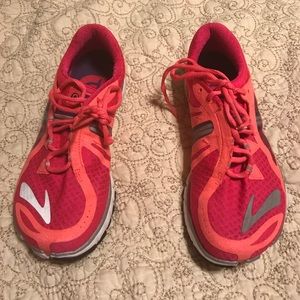 Women's Brooks size 10 running shoes