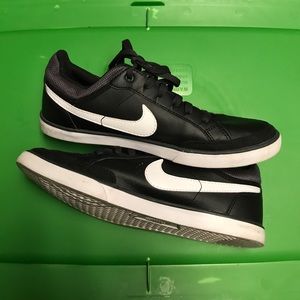 🔥GUC WOMENS NIKE!!🔥