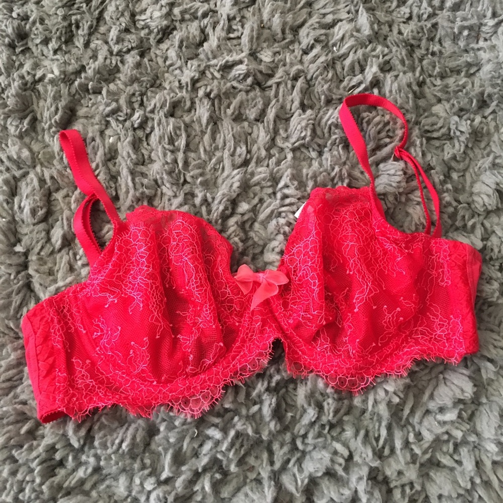 Victoria's Secret 36D Unlined Demi bra