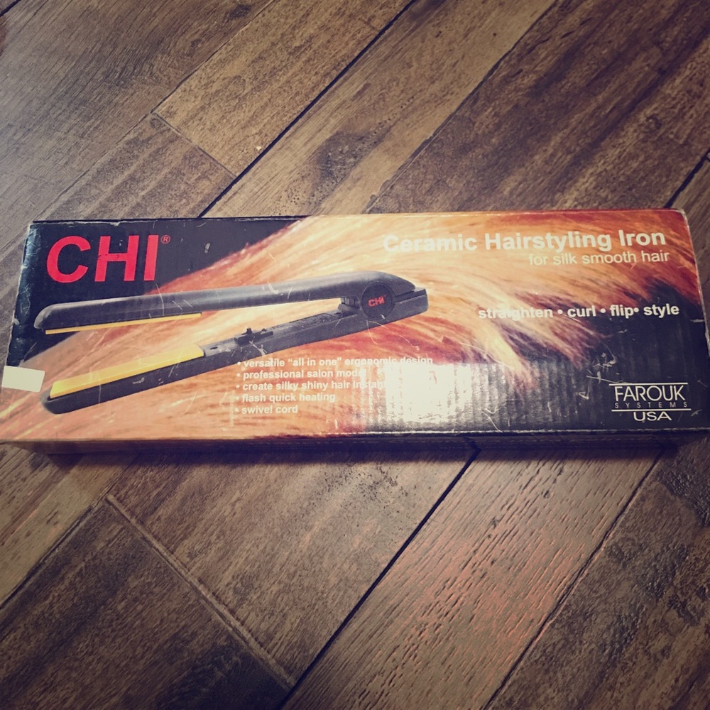 CHI flat iron
