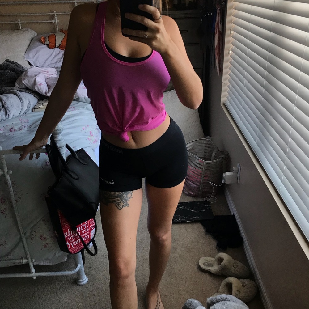 Lululemon tank top