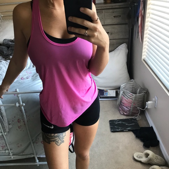 Lululemon tank top - Picture 2 of 5