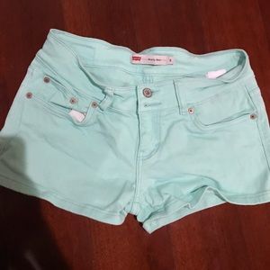 Levi's shorty short perfect condition