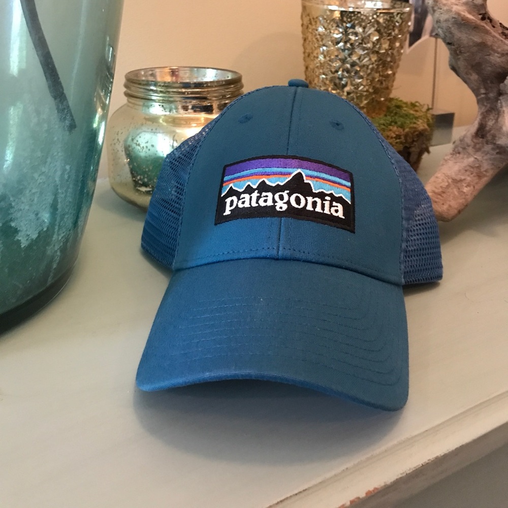 Patagonia trucker hat / teal / used condition