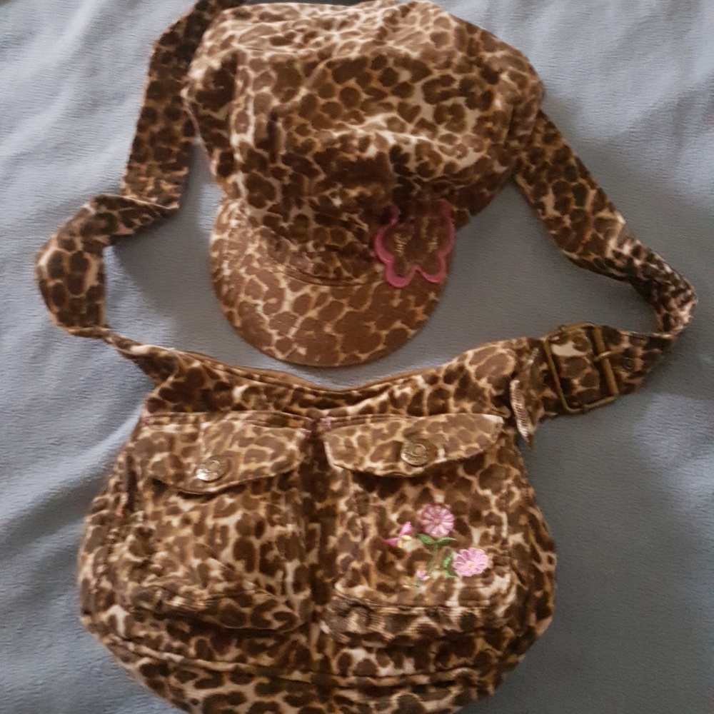 Girls hat matching satchel bag / belt