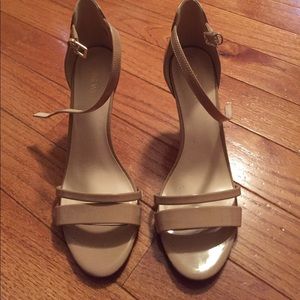 Nine West beige Heels