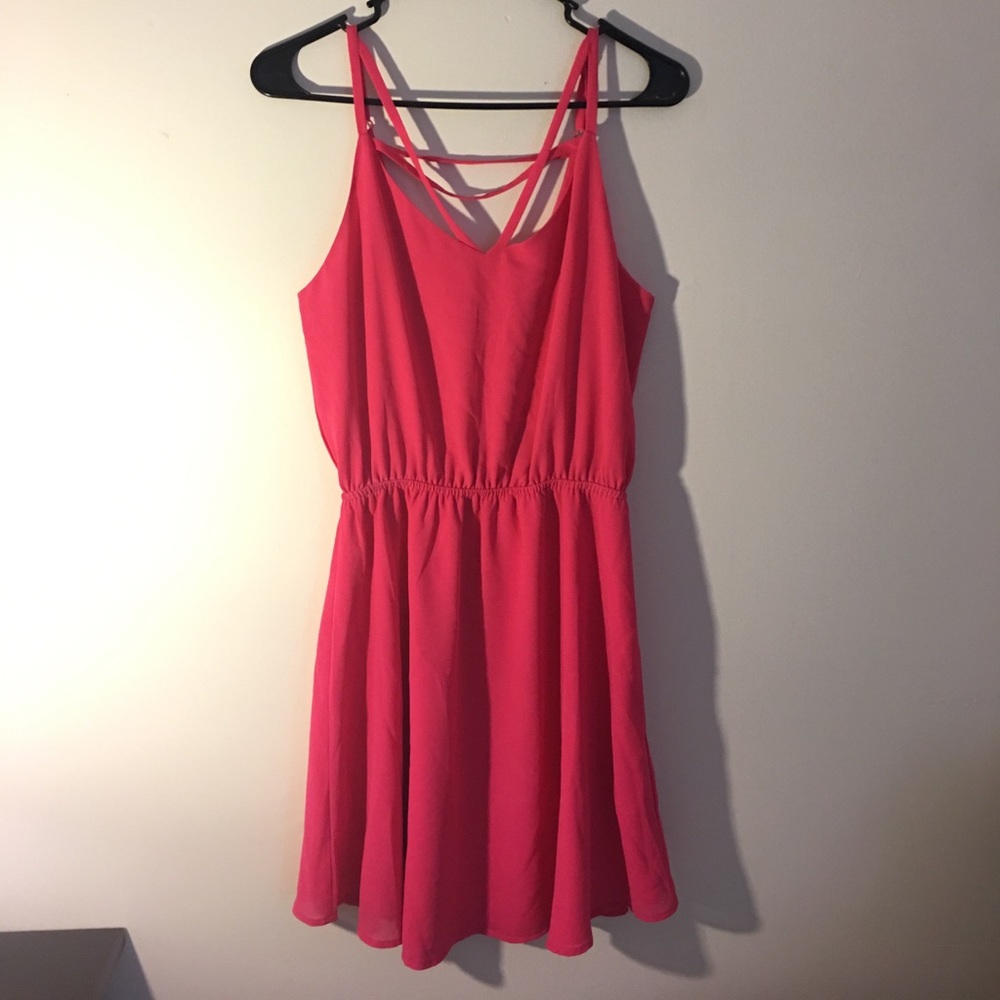 Pinky strappy dress