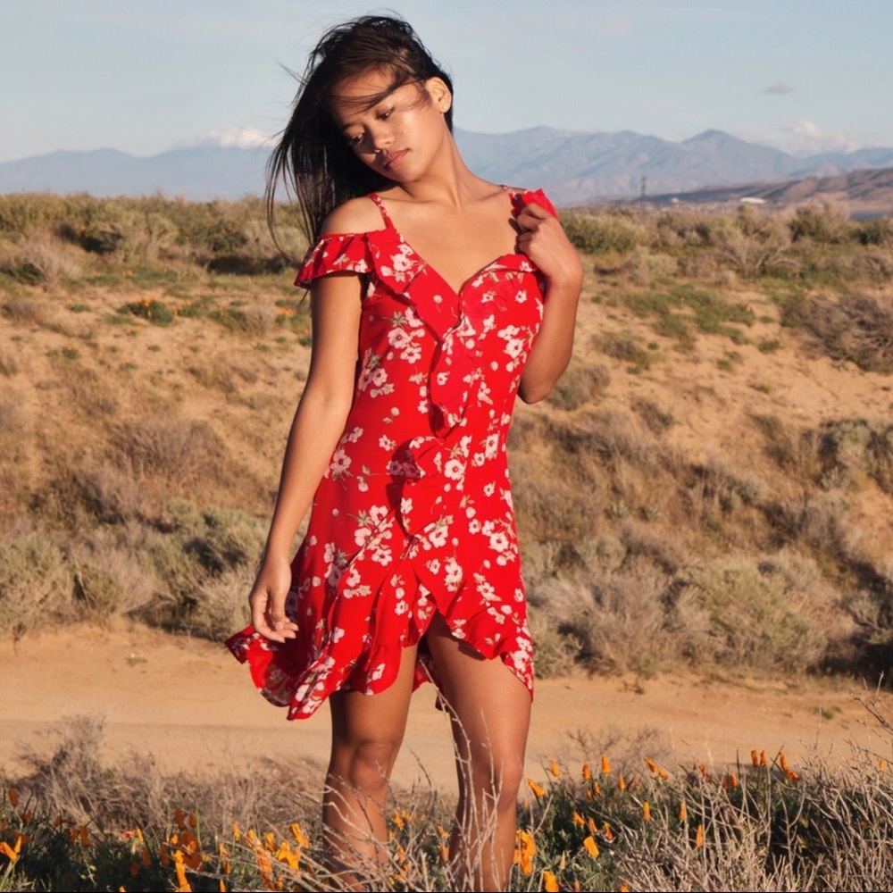 Hearts of gold 🌻 sundress