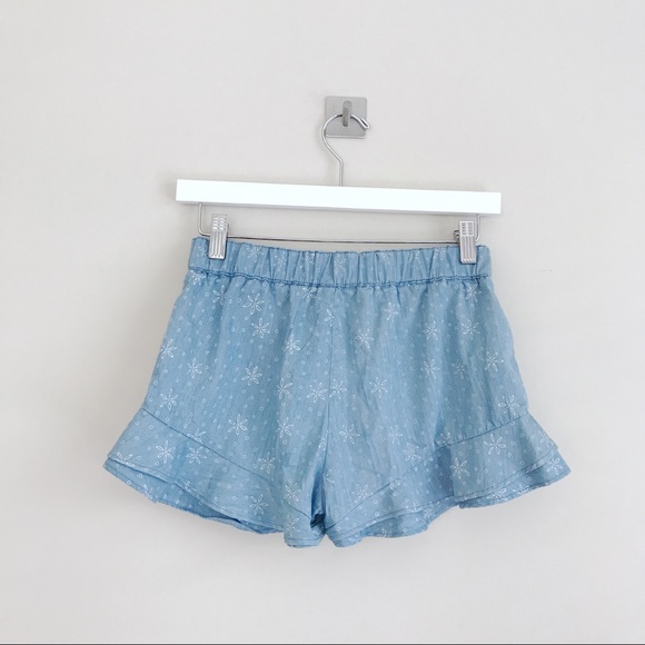 NWOT BCBGeneration Ruffle Trim Shorts - Picture 4 of 6