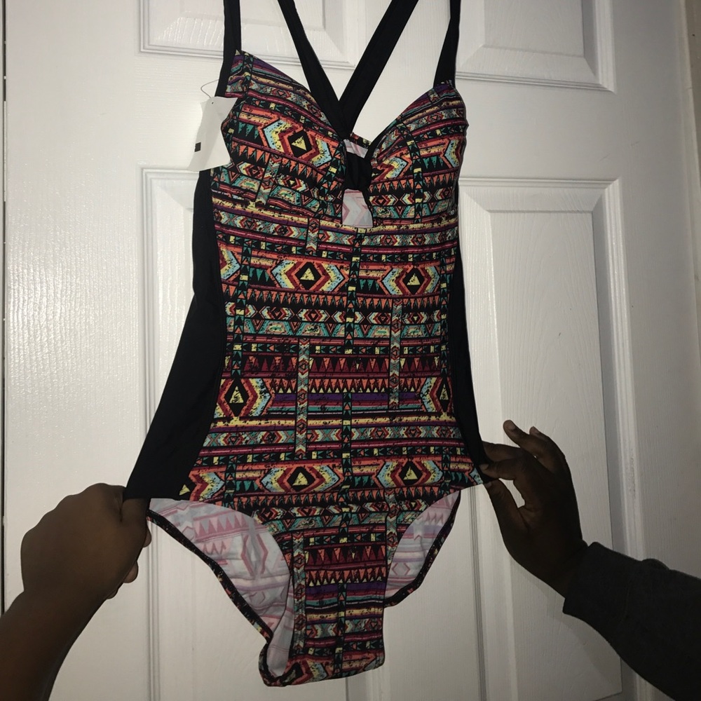 Colorful swim suit ❤️