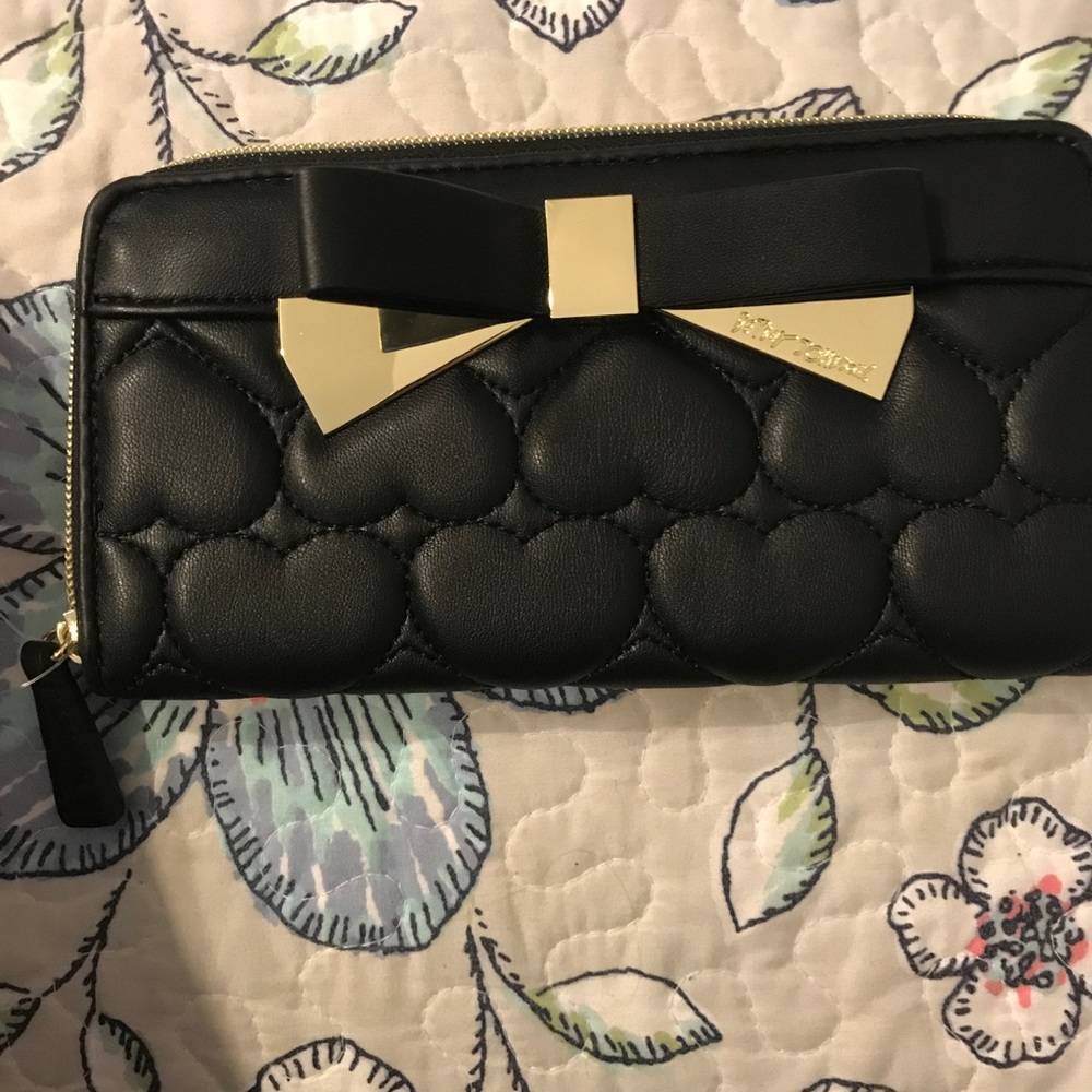 Betsey Johnson Zip Around Wallet