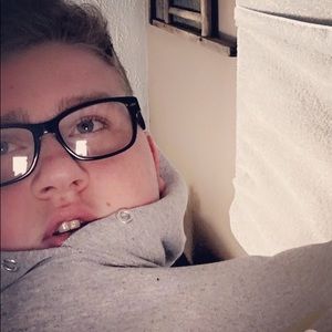 Meet your Posher, Jake