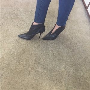 Charles David black boots 8