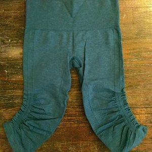 Lululemon crop leggings