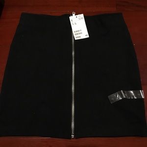 H&M skirt never worn with tag