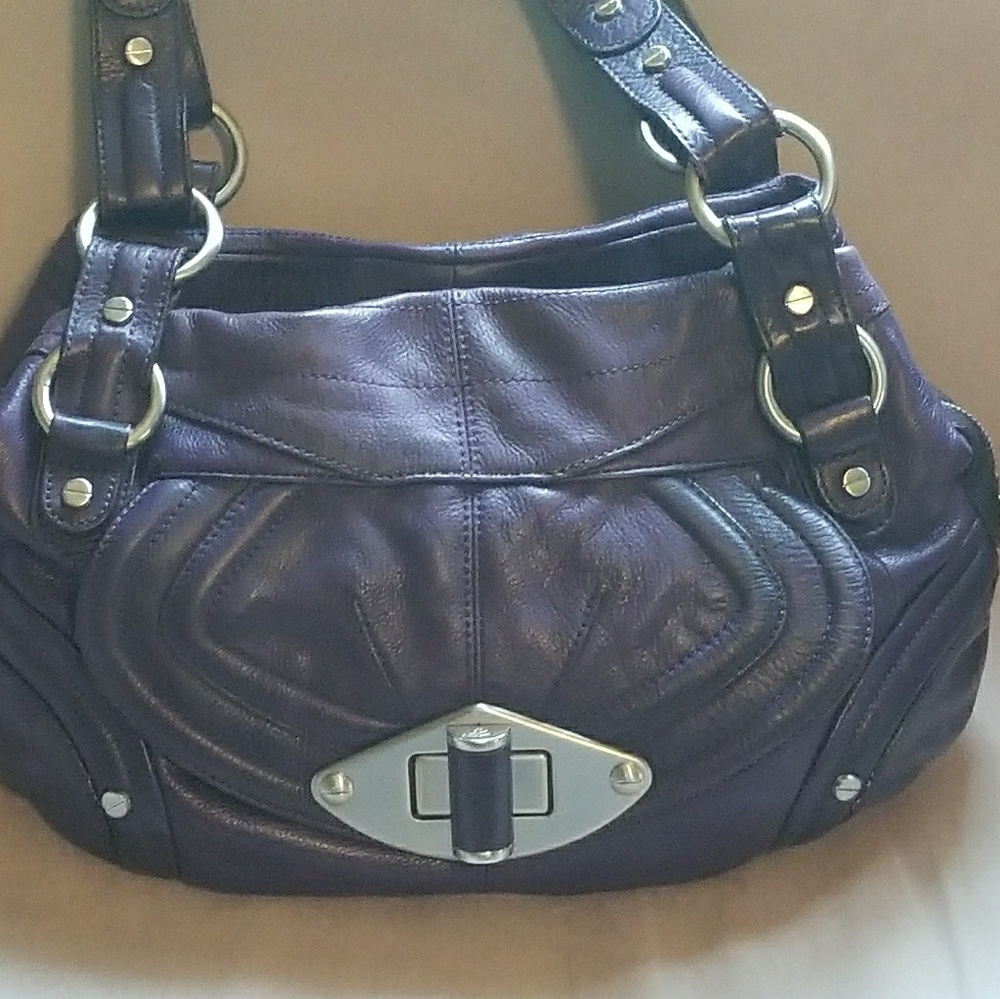 B Makowsky Handbag purse