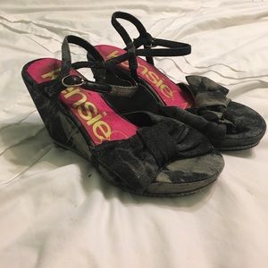 Kensie faded denim wedges