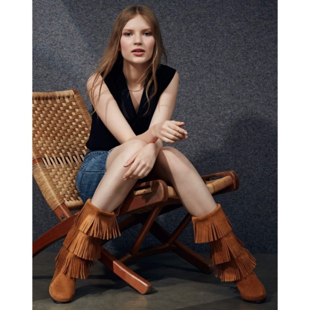 Minnetonka 3 Layer Fringe Boots