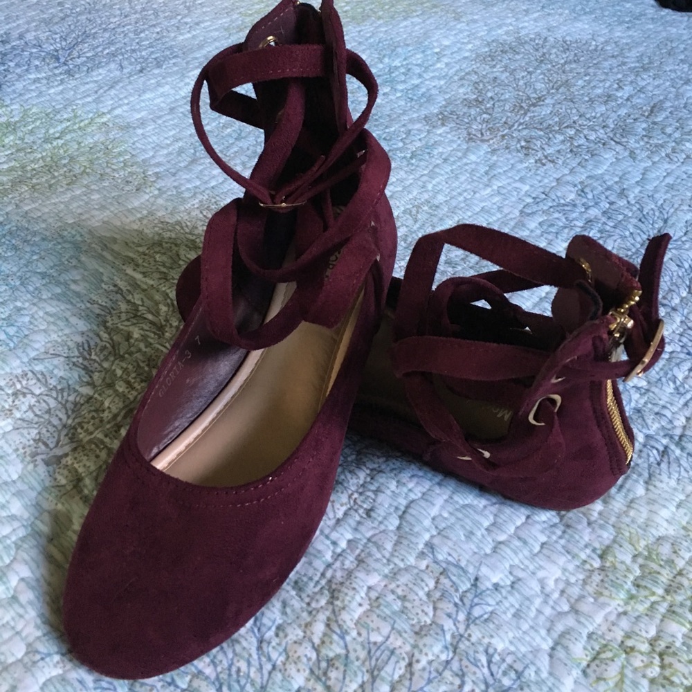 Beautiful plum lace up flats