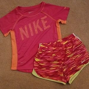 Nike Girls size 4 top and shorts