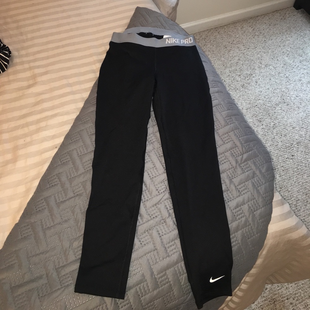 YOUTH  Nike leggings