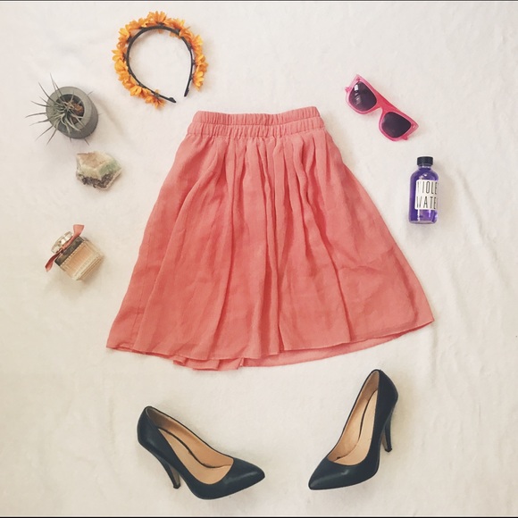 🌂 Ann Taylor LOFT petite pink skirt | SMALL - Picture 1 of 3