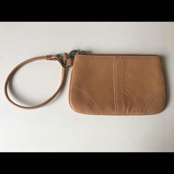 Tan coach wristlet - Picture 1 of 3
