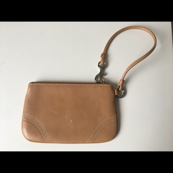 Tan coach wristlet - Picture 2 of 3