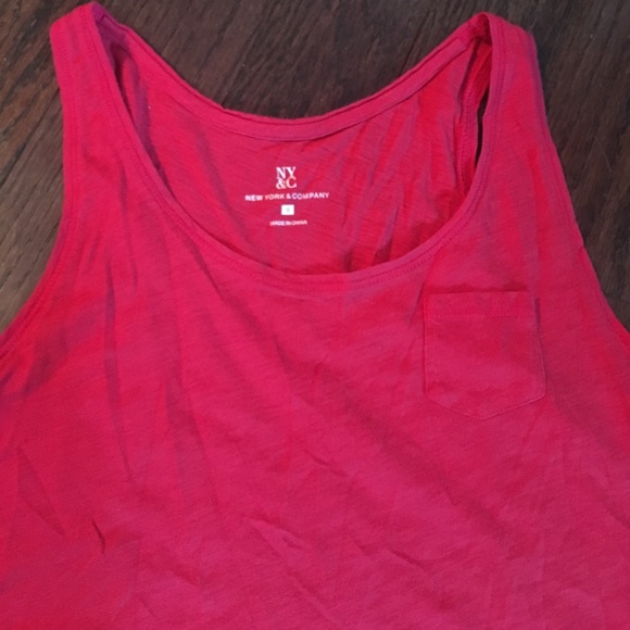 CLOSET CLOSING - Picture 3 of 3