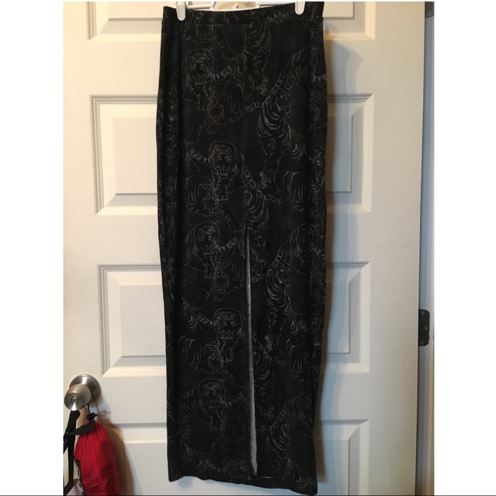 Max skirt with tiger print