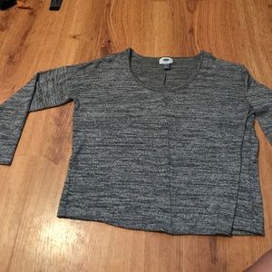 Long sleeve grey top