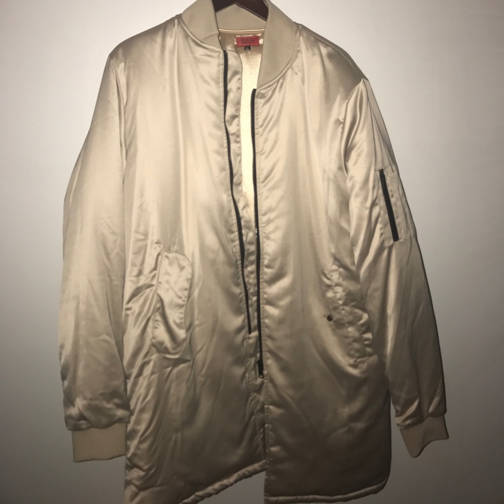 Long Satin Bomber - Ivory