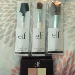 Elf bundle of brushes and powder
