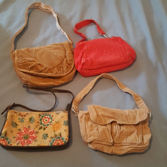 Closet clean-out bags - Picture 1 of 1