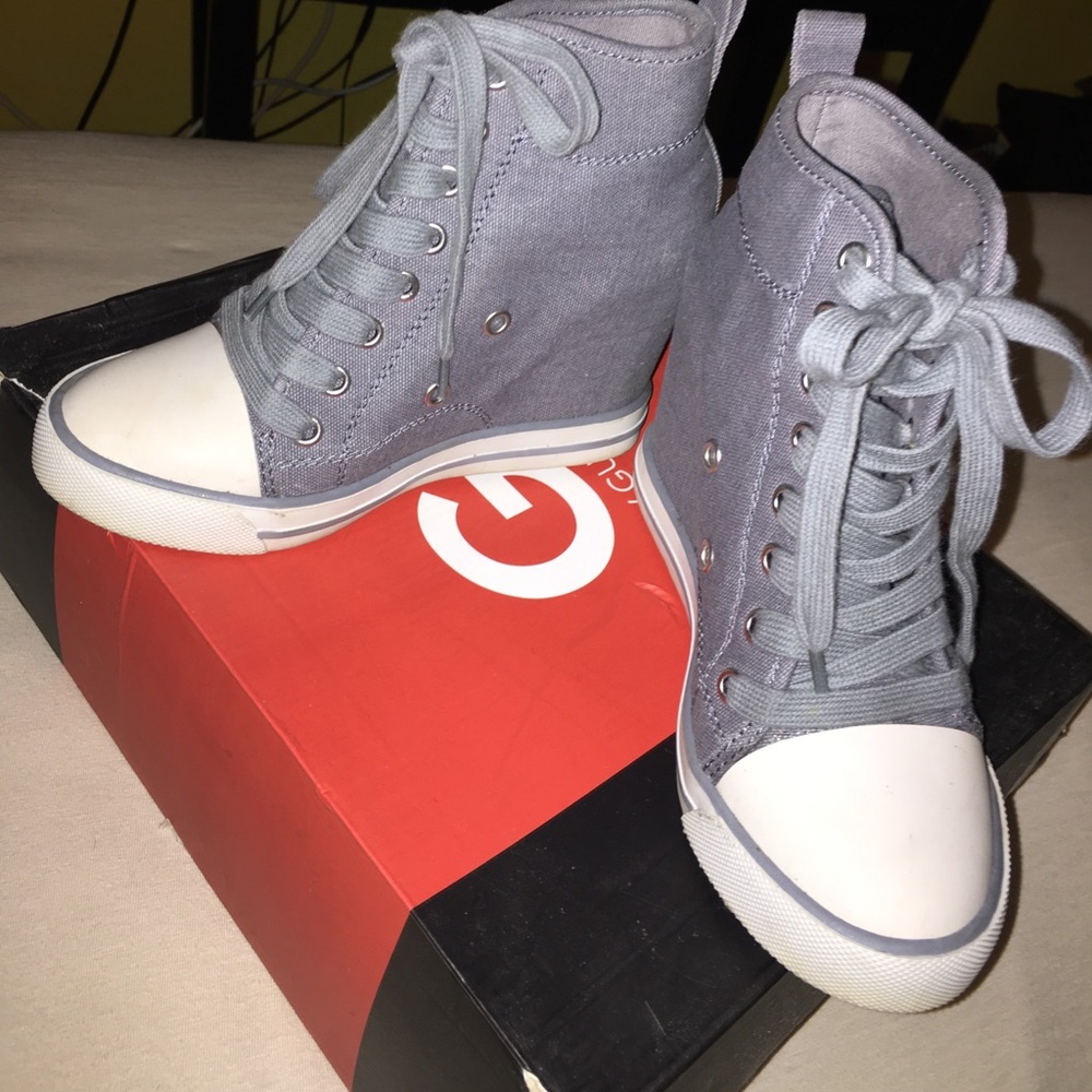 Light blue fabric  guess sneaker/shoes