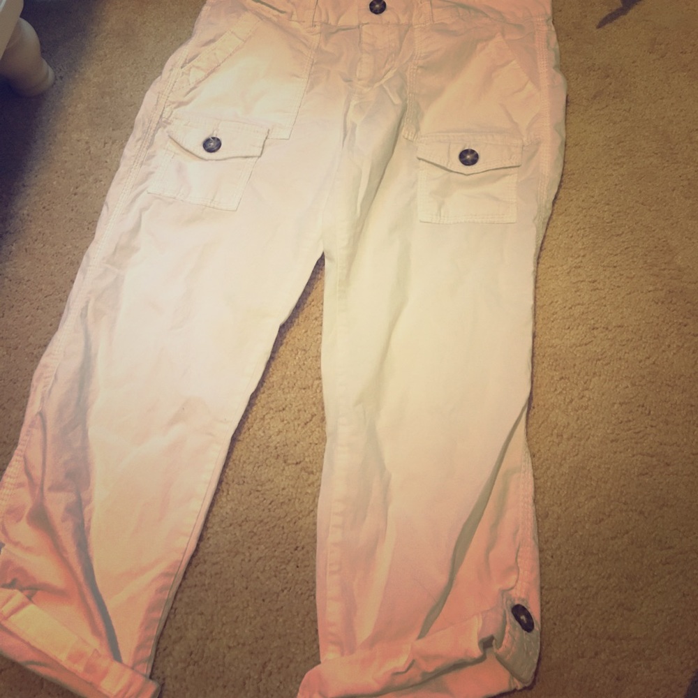 Short white pants size 9
