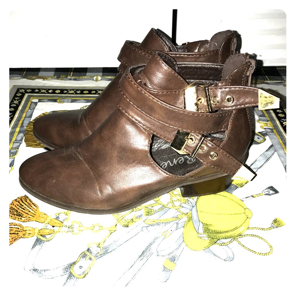 🌟BROWN ANKLE BOOTIES🌟