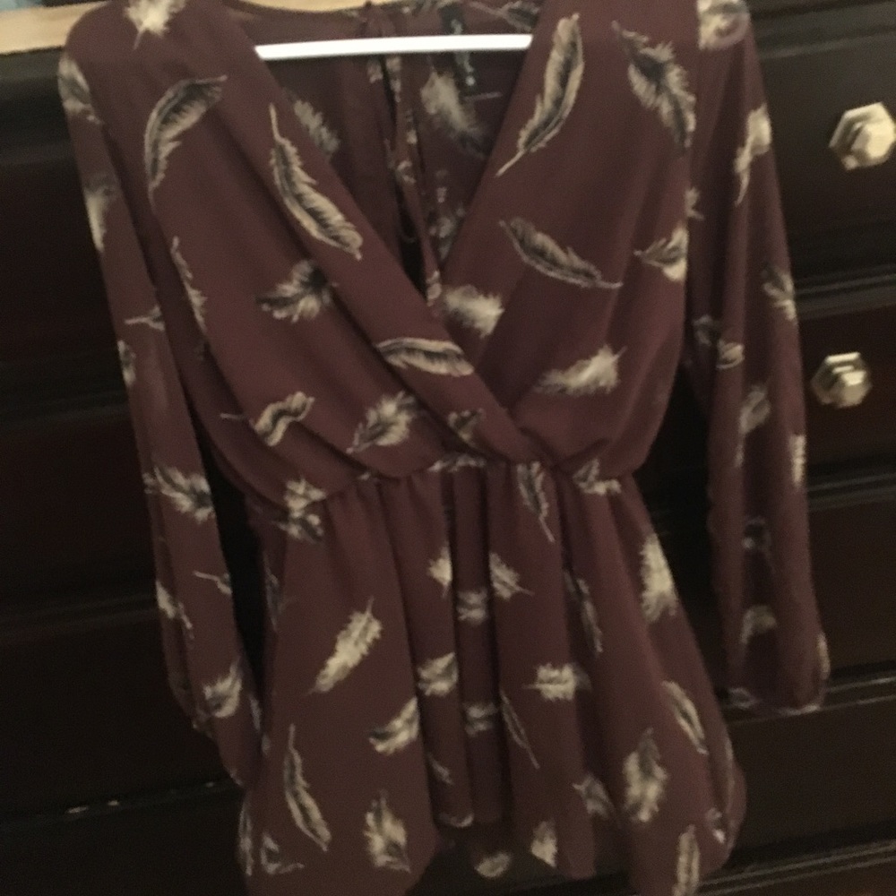 Feather print romper