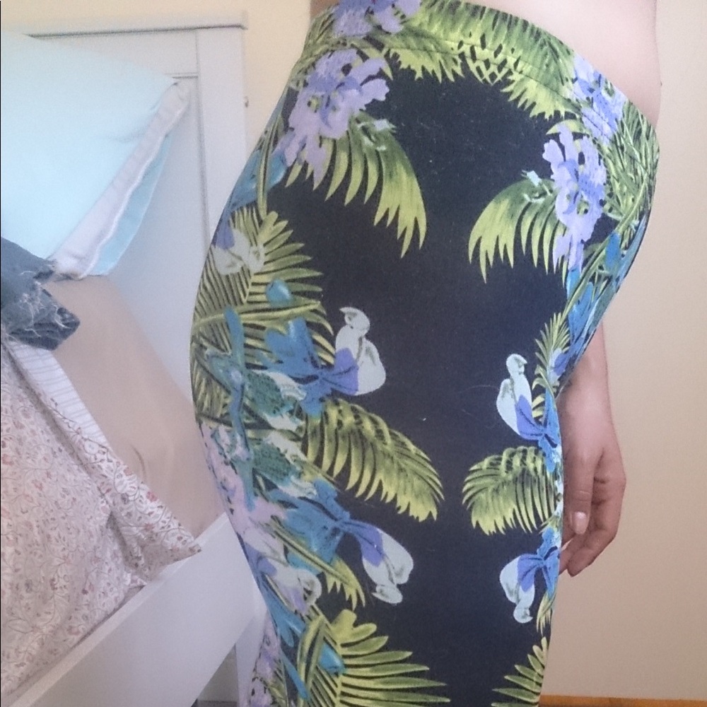 Mid rise floral leggings